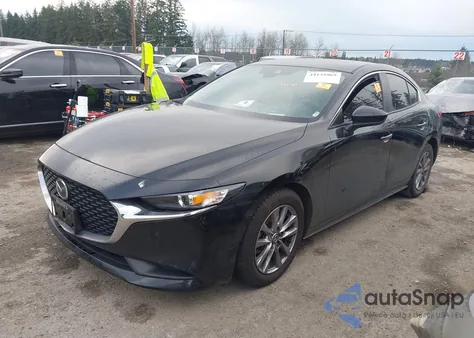 2022 Mazda Mazda3 2.5 S z USA, uszkodzony, nr VIN 3MZBPAAL4NM303402